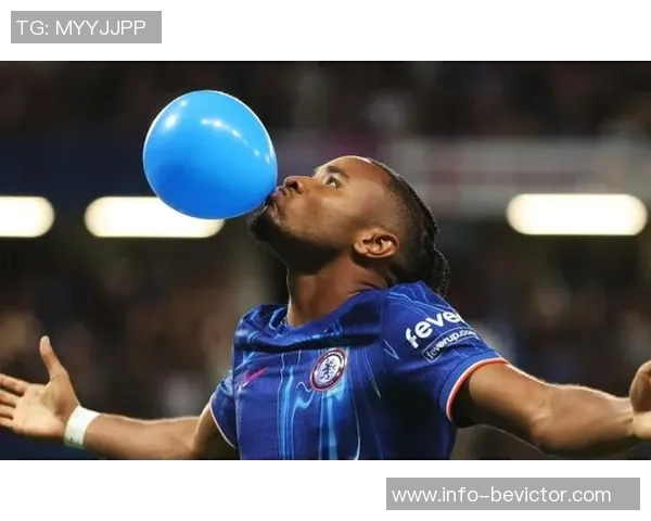 魔笛倾尽全力40岁依然闪耀全场触球121次助攻助力球队意甲8轮表现出色 魔笛倾尽全力40岁依然闪耀全场触球121次助攻助力球队意甲8轮表现出色