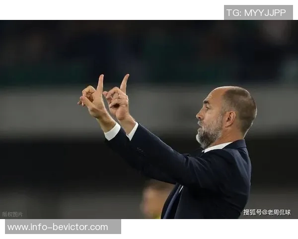 尤文图斯冬季转会窗目标锁定右后卫并希望若昂马里奥能顺利离队